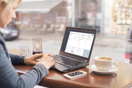 Screenshot av District